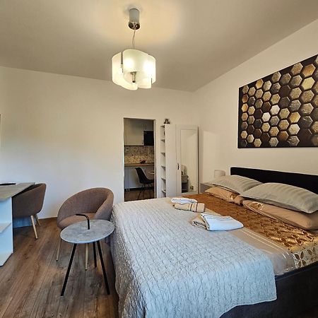 Zita - Heart Of Rovinj, Apartment For 2, Free Parking, 2Min Center, 5Min Beach Walk Exterior foto